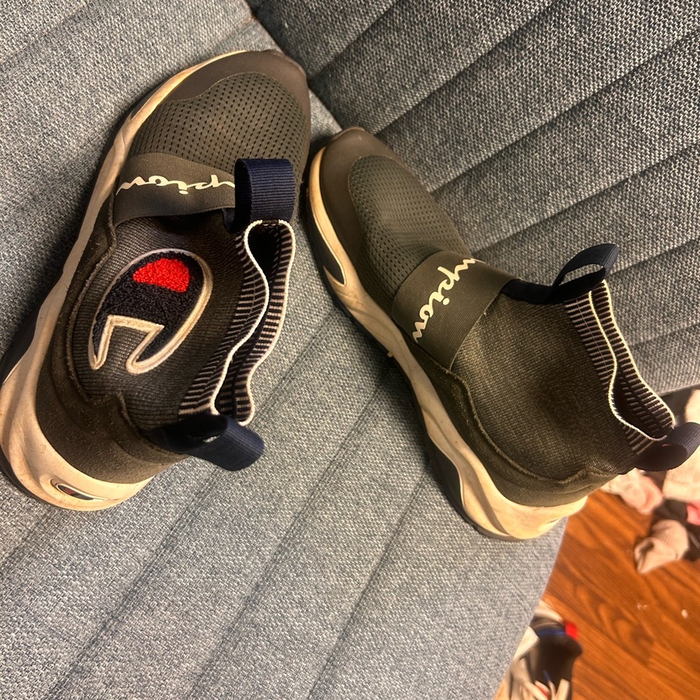 Champion Black and Red Sneakers Sporty Design